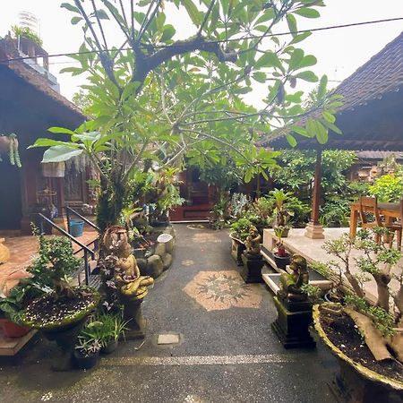 Goutama Homestay Ubud Buitenkant foto